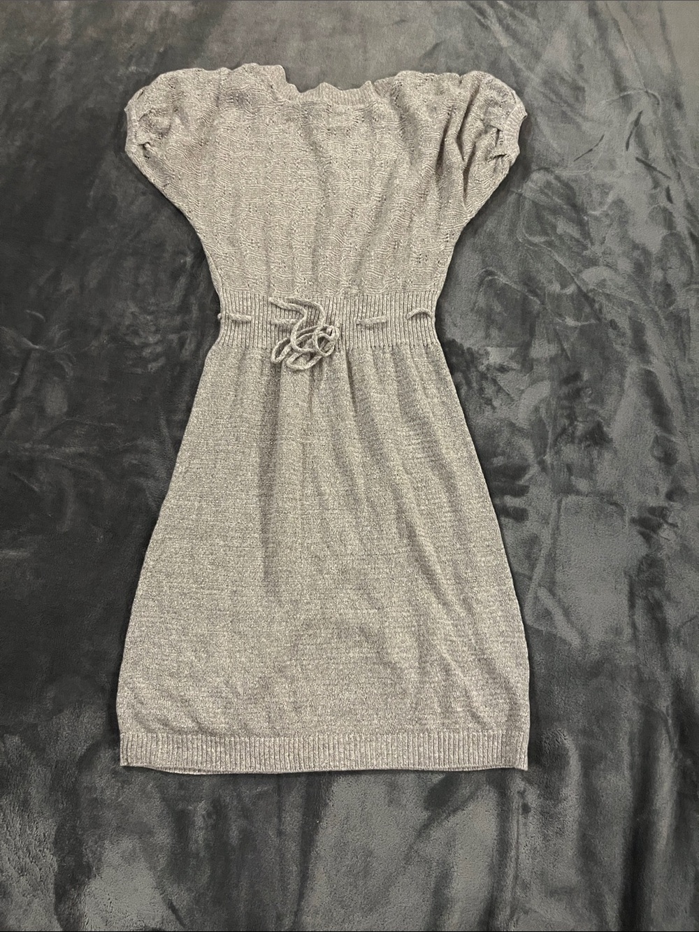 Mudd Short Sleeve Knit Dress in Light Gray